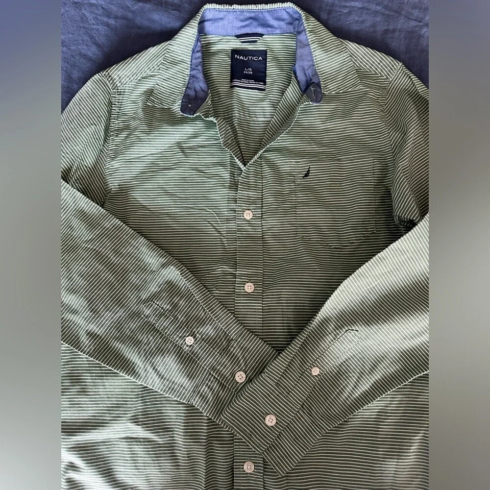 Boys size L 14/16 Nautica  long sleeve collared button‎ up shirt EUC!